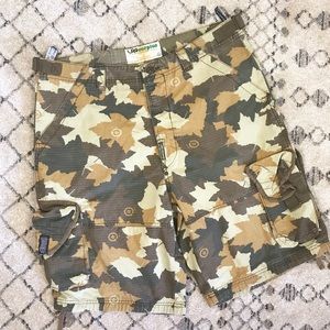 LRG Lr Geans Camo Leaf Print Cotton Cargo Shorts